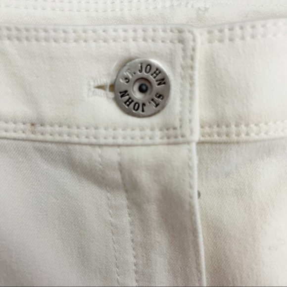 St. John’s Sport White Studded Back Pocket Jeans - Picture 5 of 8